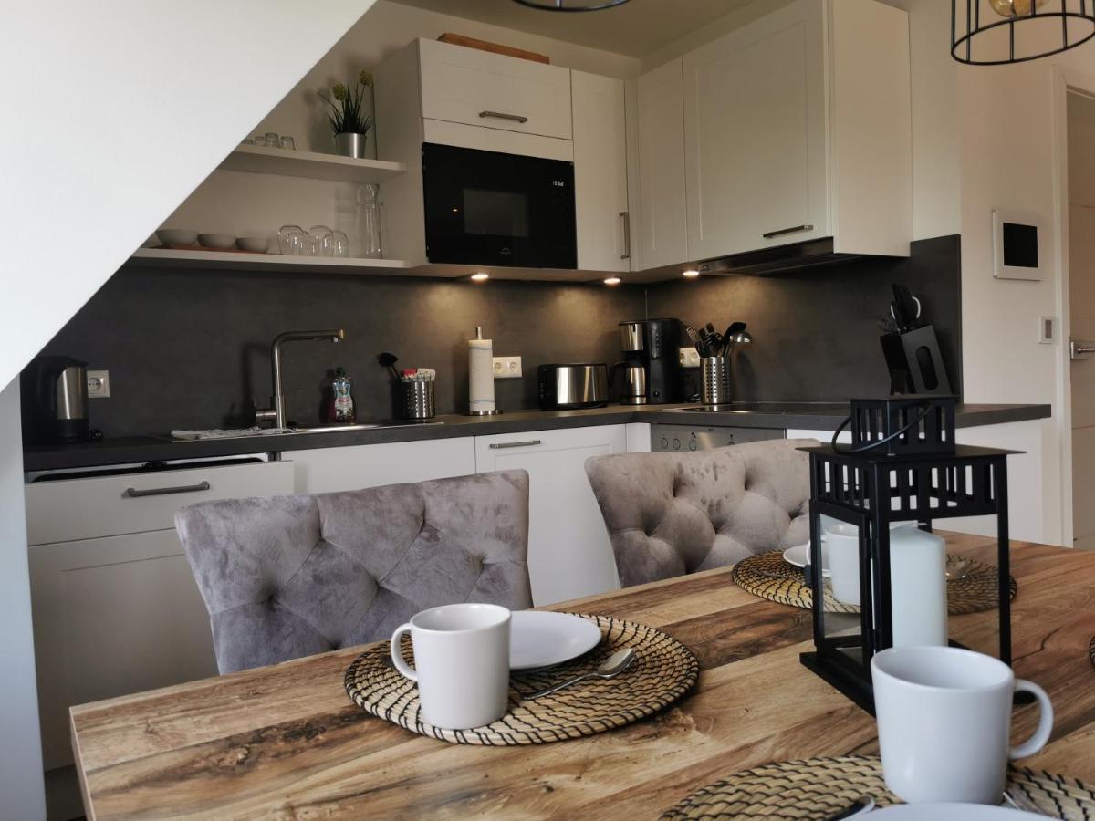 Moderne Wohnung Mit Privatpool بوسم المظهر الخارجي الصورة
